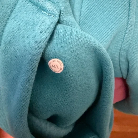 lululemon athletica Teal Half-Zip Pullover - Picture 3 of 3